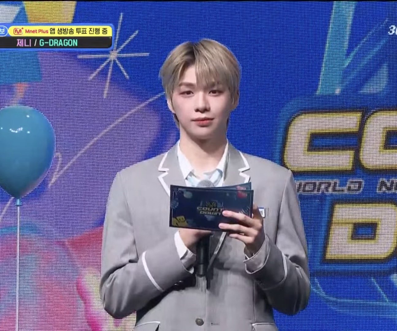 [잡담] 2025년에 컨버스 신고 교복입은 강다니엘 봤음 | 인스티즈