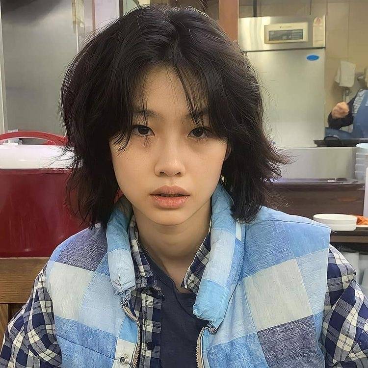 [잡담] 이런 스타일 남자한테 인기없단거 공감해? | 인스티즈