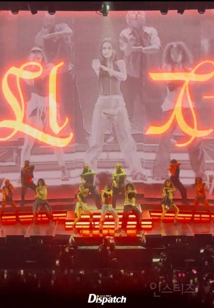 "이ZEN, 뜻대로 하세요"…제니, 70분의 연극 (콘서트) | 인스티즈