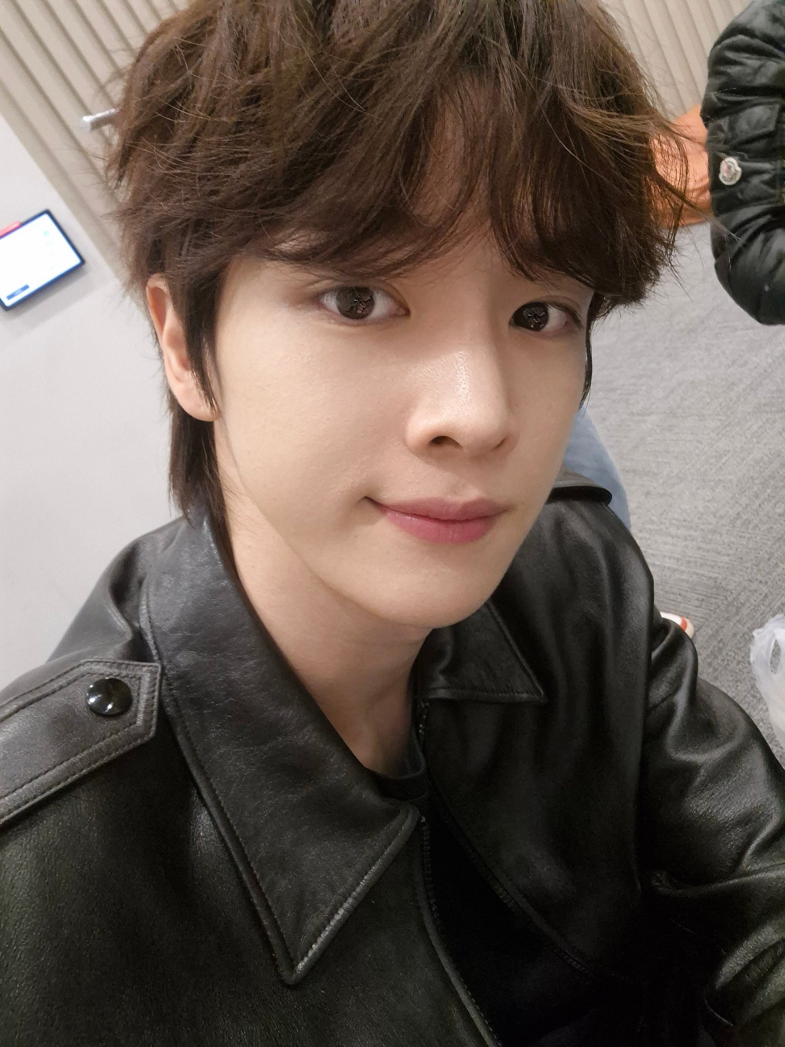 [잡담] 성찬 얼굴 개미쳤네 | 인스티즈