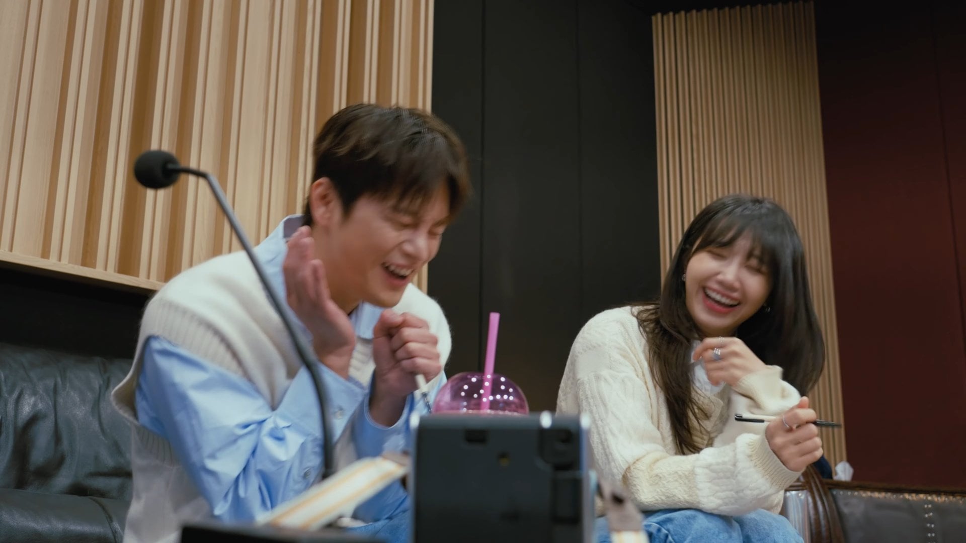 [잡담] 윤제시원으로 보는 배우가 사고치면 안되는 이유.jpg | 인스티즈