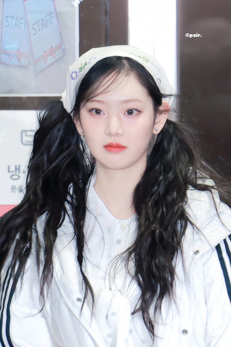 취향따라 갈린다는 키키KiiiKiii 이솔 헤메코.jpg | 인스티즈