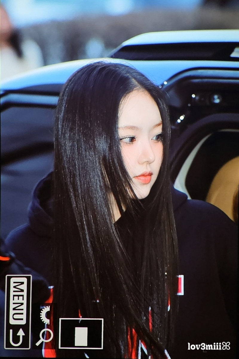 취향따라 갈린다는 키키KiiiKiii 이솔 헤메코.jpg | 인스티즈