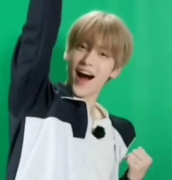 [잡담] 내 최애 진짜 시나모롤 닮음ㅋㅋㅋ 짤모음집도 있어 | 인스티즈