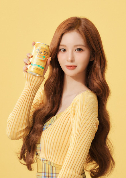 [정보/소식] 엔믹스 설윤, 카브루 '리얼 자몽, 리얼 패션후르츠 하이볼' 모델 | 인스티즈