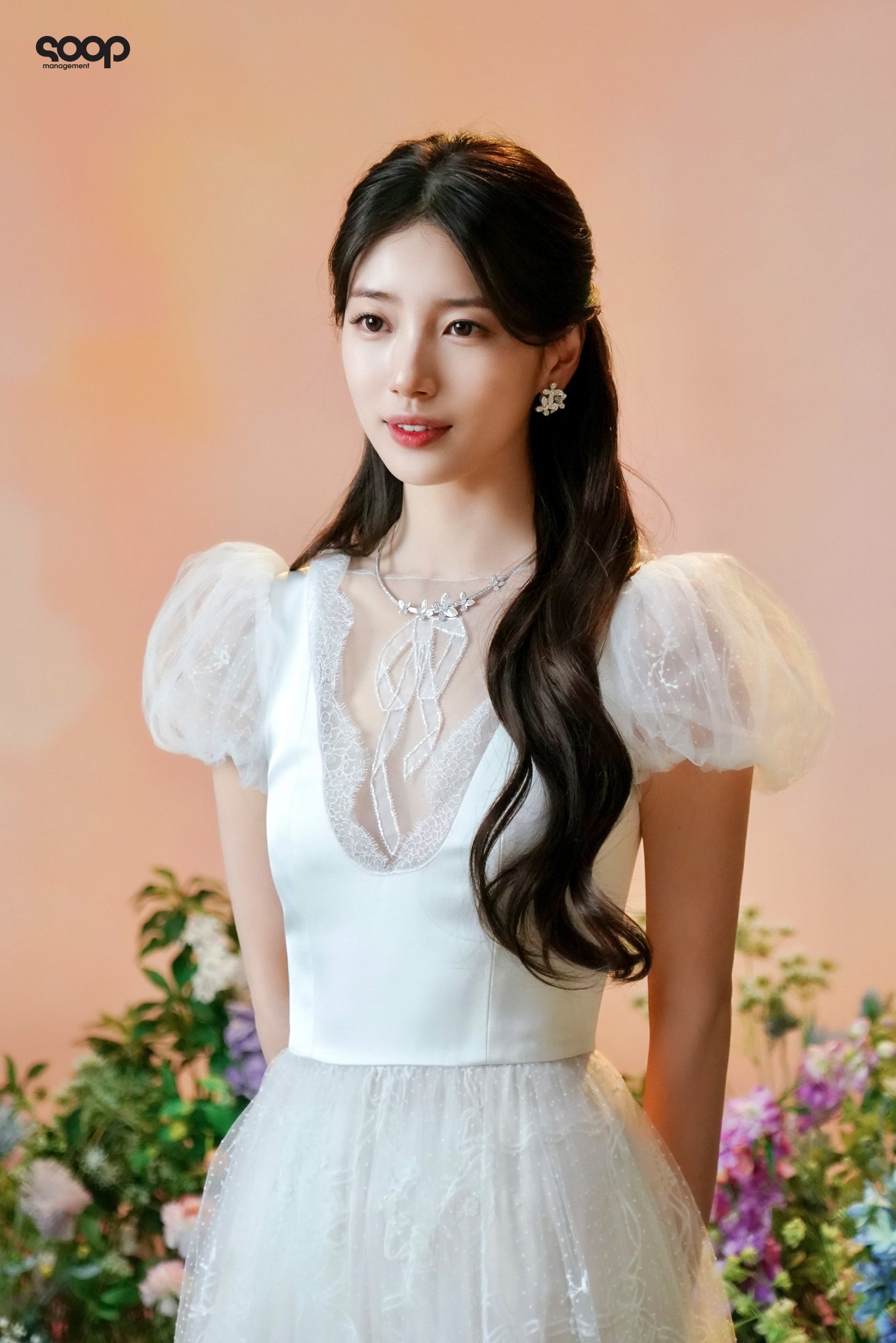 [정보/소식] [숲블리] 백설공주 수지 비하인드 사진👸 | 인스티즈