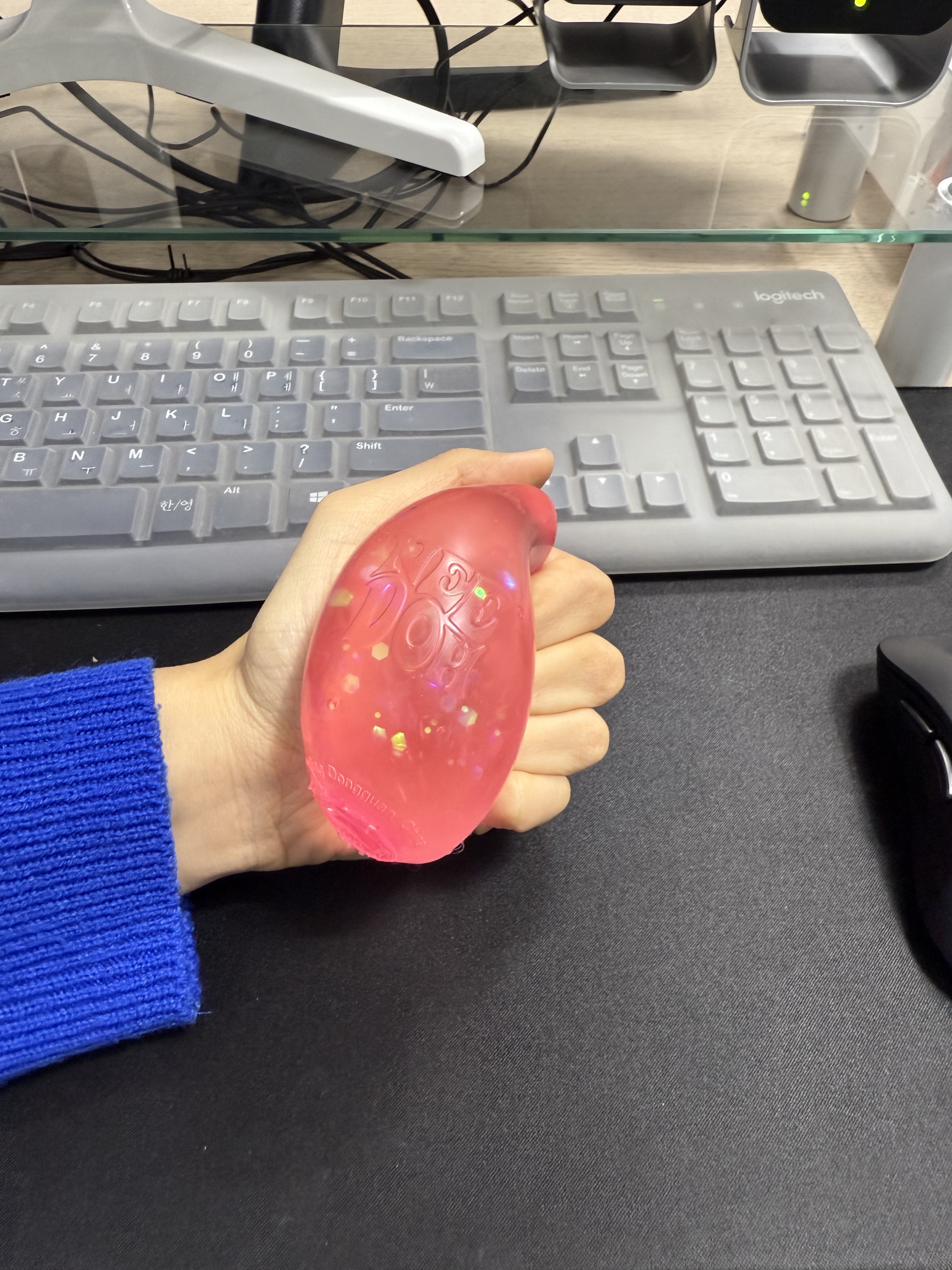 [잡담] 불안해서 스트레스볼 조지고있음 | 인스티즈