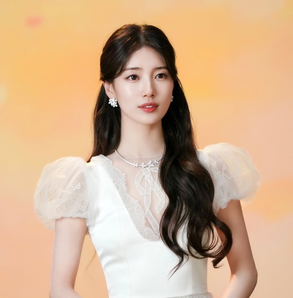 [잡담] 수지 어케 이렇게 생김..? | 인스티즈