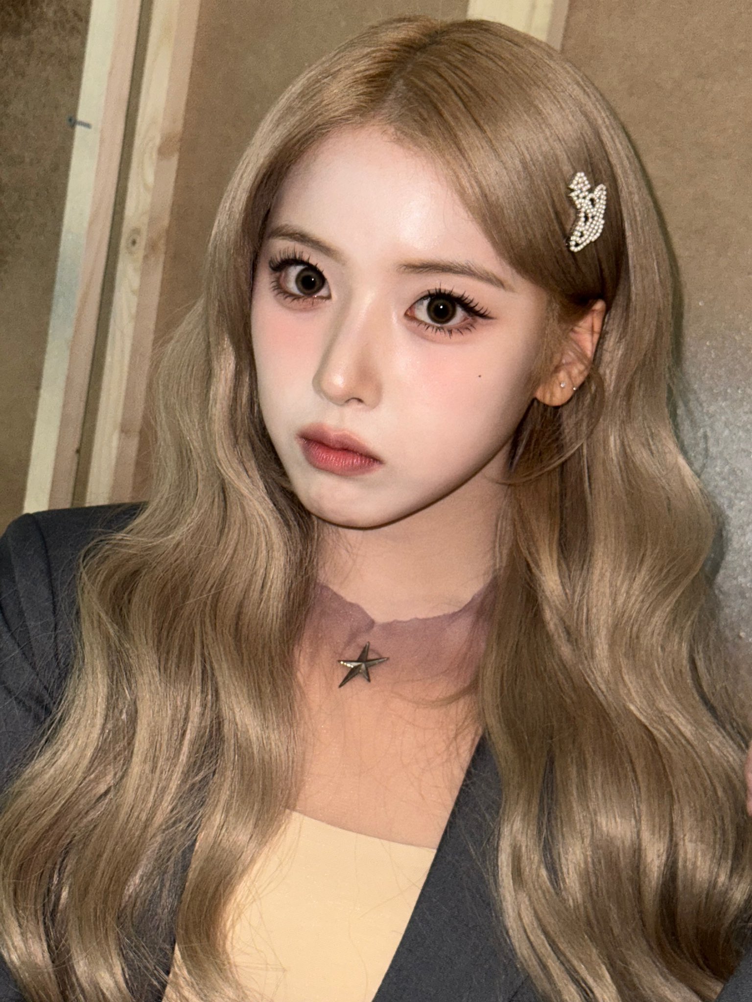 [잡담] 지우 뭔데 왜케 예뻐? | 인스티즈