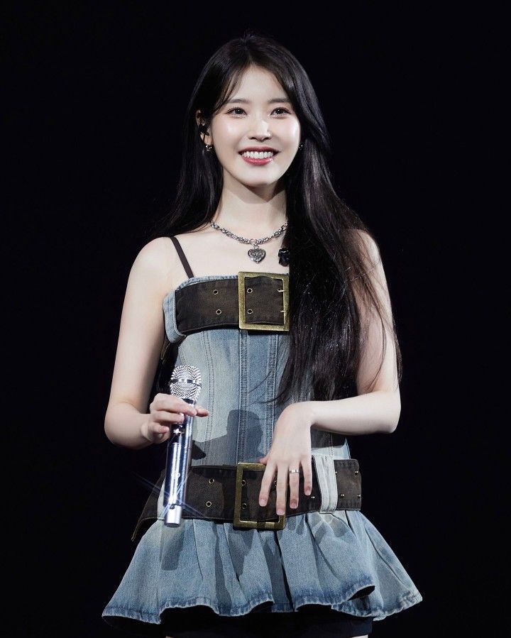 [잡담] 사쿠라 윈터 아이유 슈화가 입은옷.... | 인스티즈