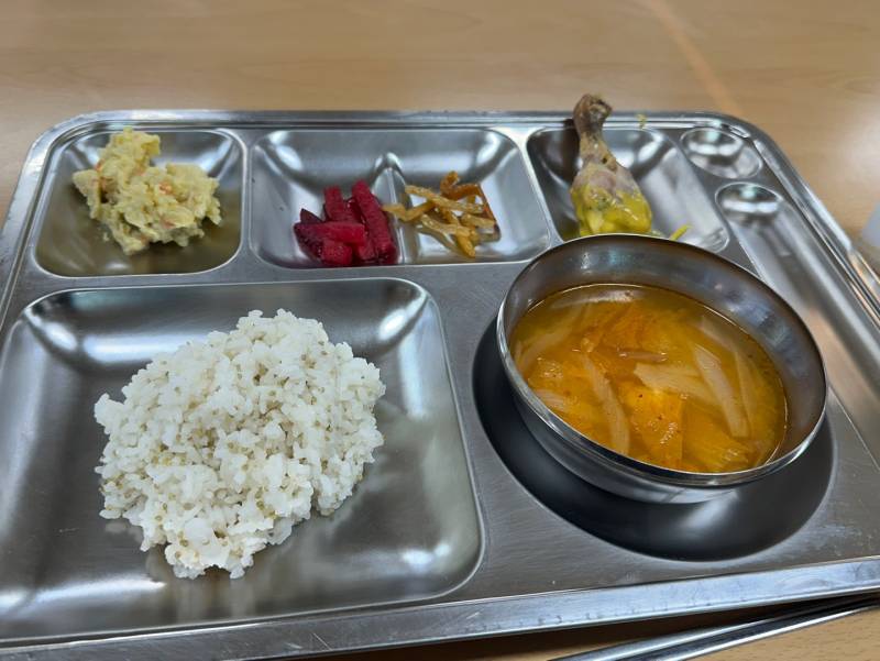 [잡담] 내 동생 학교 급식 다이어트 제대로 될 듯 | 인스티즈