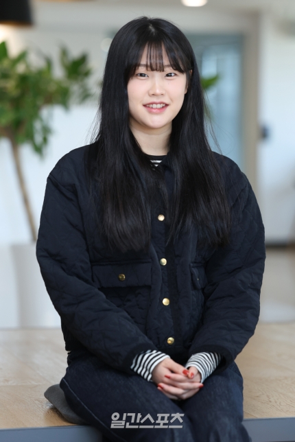 [정보/소식] [단독] '언더커버' 이지민 "무대공포증 아직도 극복 중… 아이유가 롤모델” (인터뷰 ①) | 인스티즈
