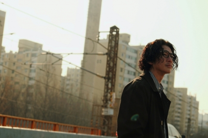 [정보/소식] 뽀글머리 장발 변신..바비킴, 3년만 신곡 '모닝루틴' 컴백[공식] | 인스티즈