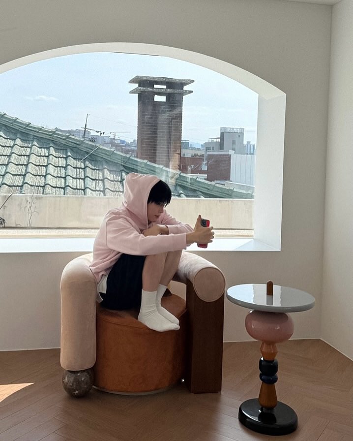 [잡담] 성한빈 인스타 뜬거 ㄹㅇ 남친짤인데 | 인스티즈