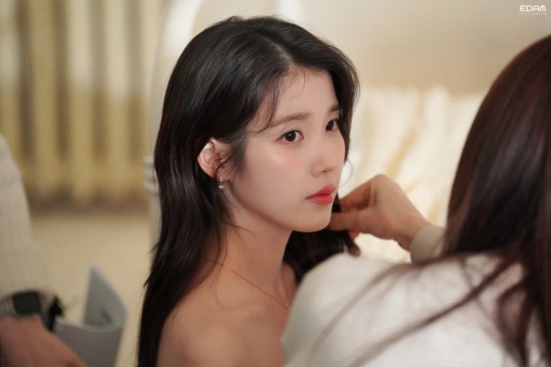 [잡담] 아이유 차기작 | 인스티즈