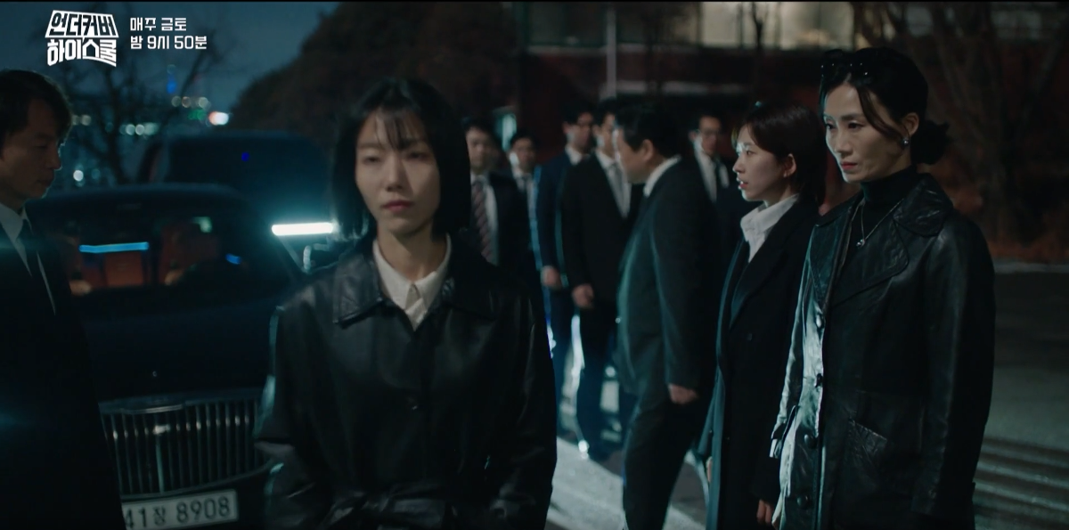 [잡담] ....?? 서명주 옆에 이거 수아 엄마 아니야....?? | 인스티즈