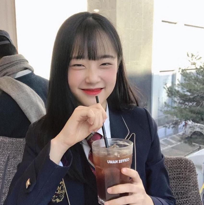 [잡담] 채원빈 고딩때 너무 귀엽다 ㅋㅋㅋ | 인스티즈