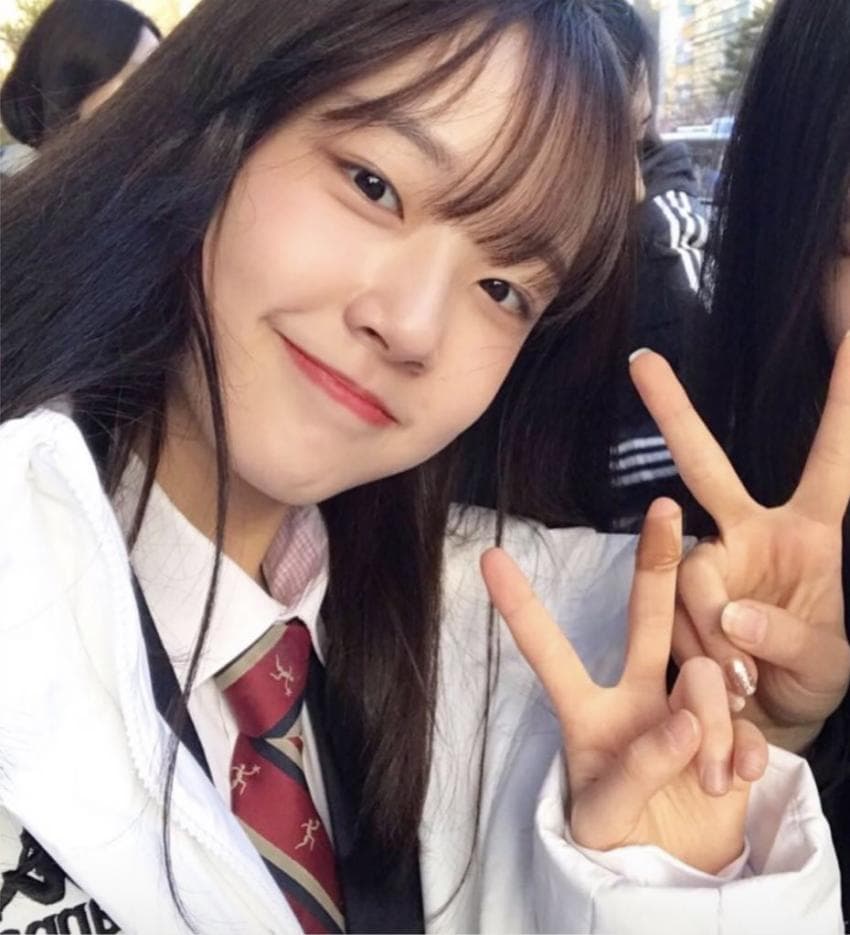 [잡담] 채원빈 고딩때 너무 귀엽다 ㅋㅋㅋ | 인스티즈
