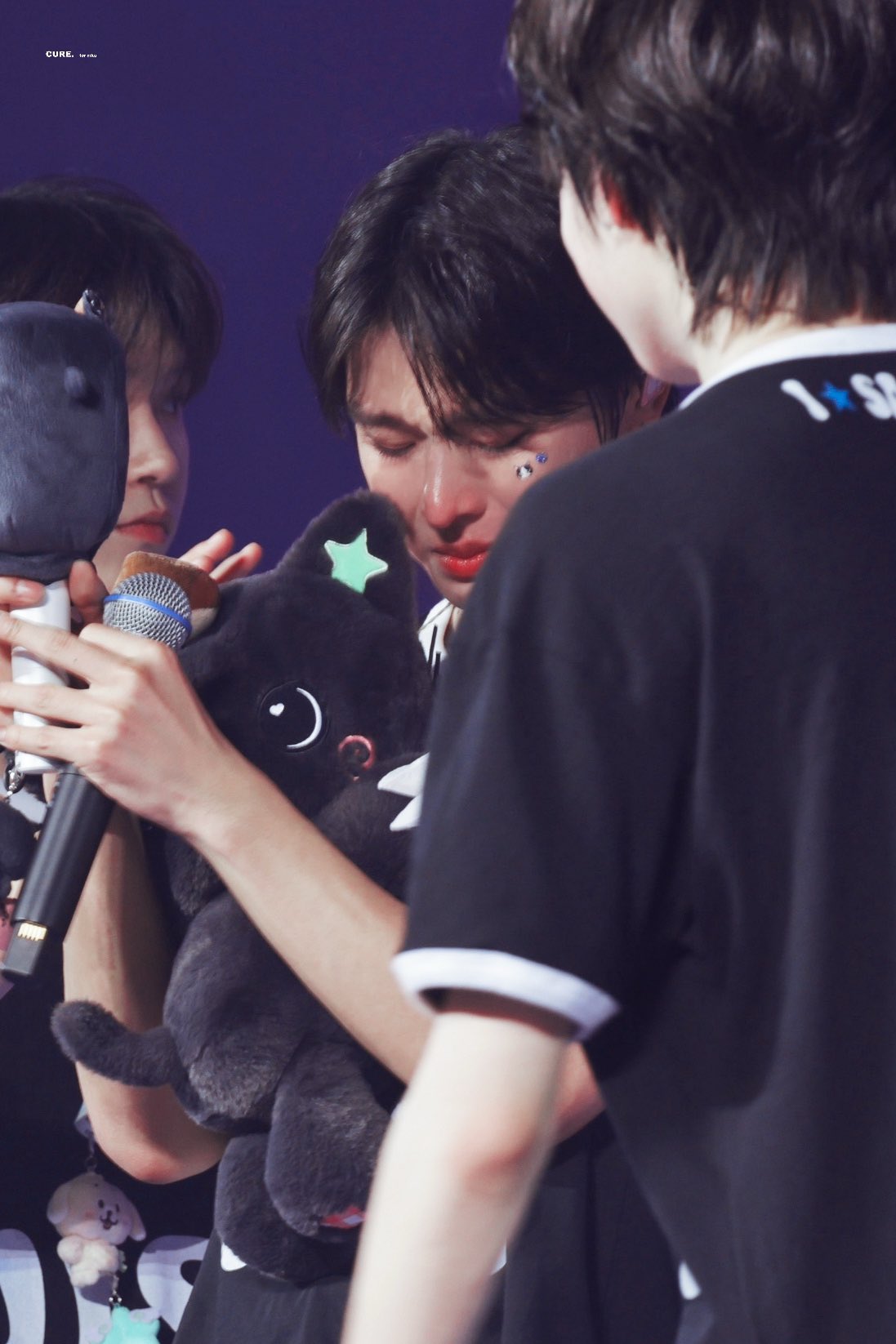 [잡담] 리쿠 눈물젖은 애햄이 고화질 몇 장 뿌리고 가여 | 인스티즈