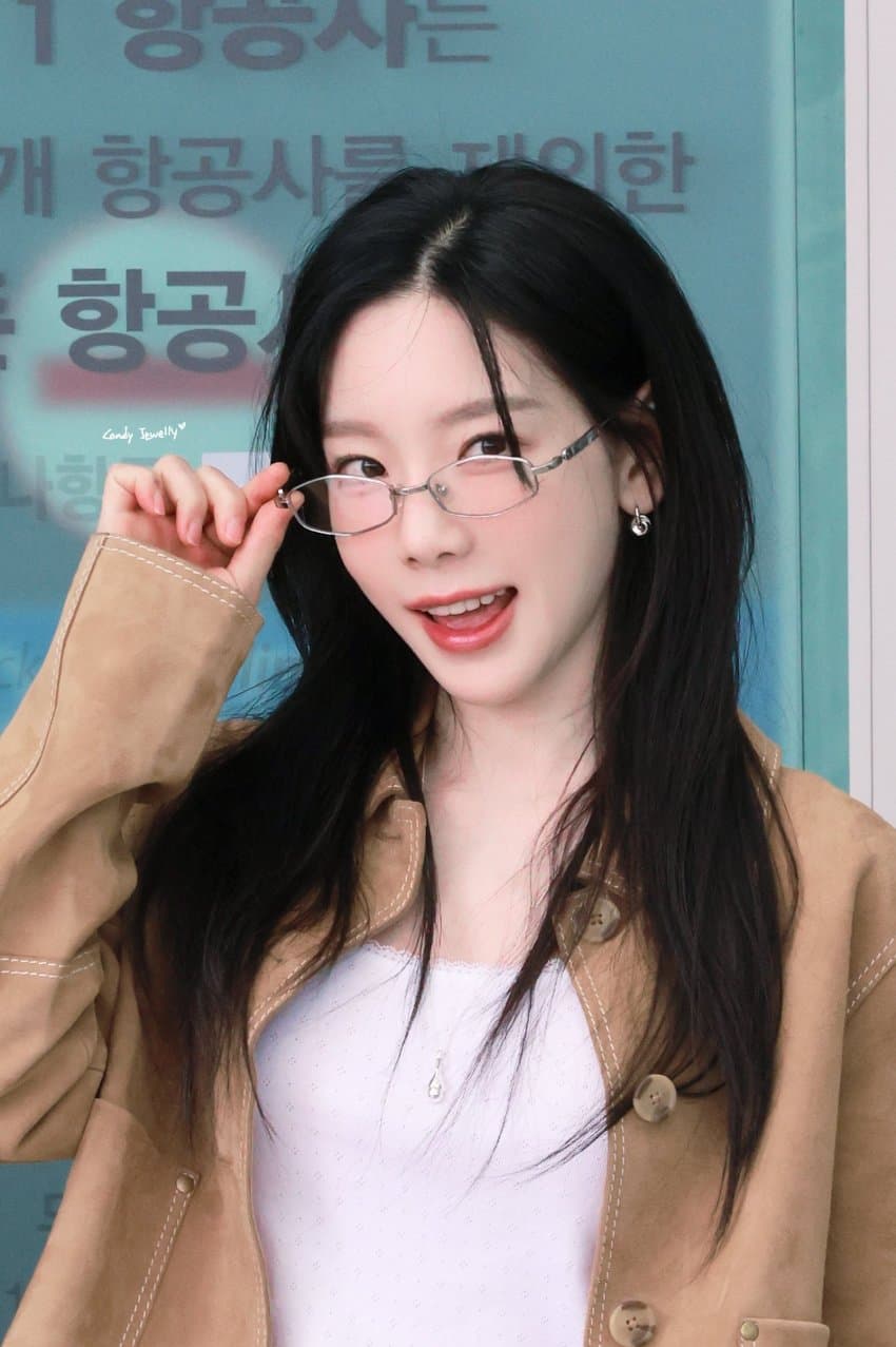 [잡담] 태연 안경짤 프리뷰 | 인스티즈