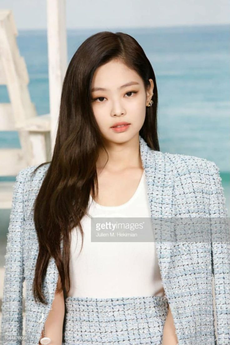 [잡담] 제니가 앞으로 트위드 자켓을 많이 입어주길 바라 | 인스티즈