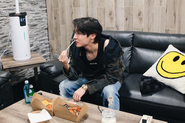 [잡담] 제이홉 전역 후 너무 느좋남 되심 | 인스티즈