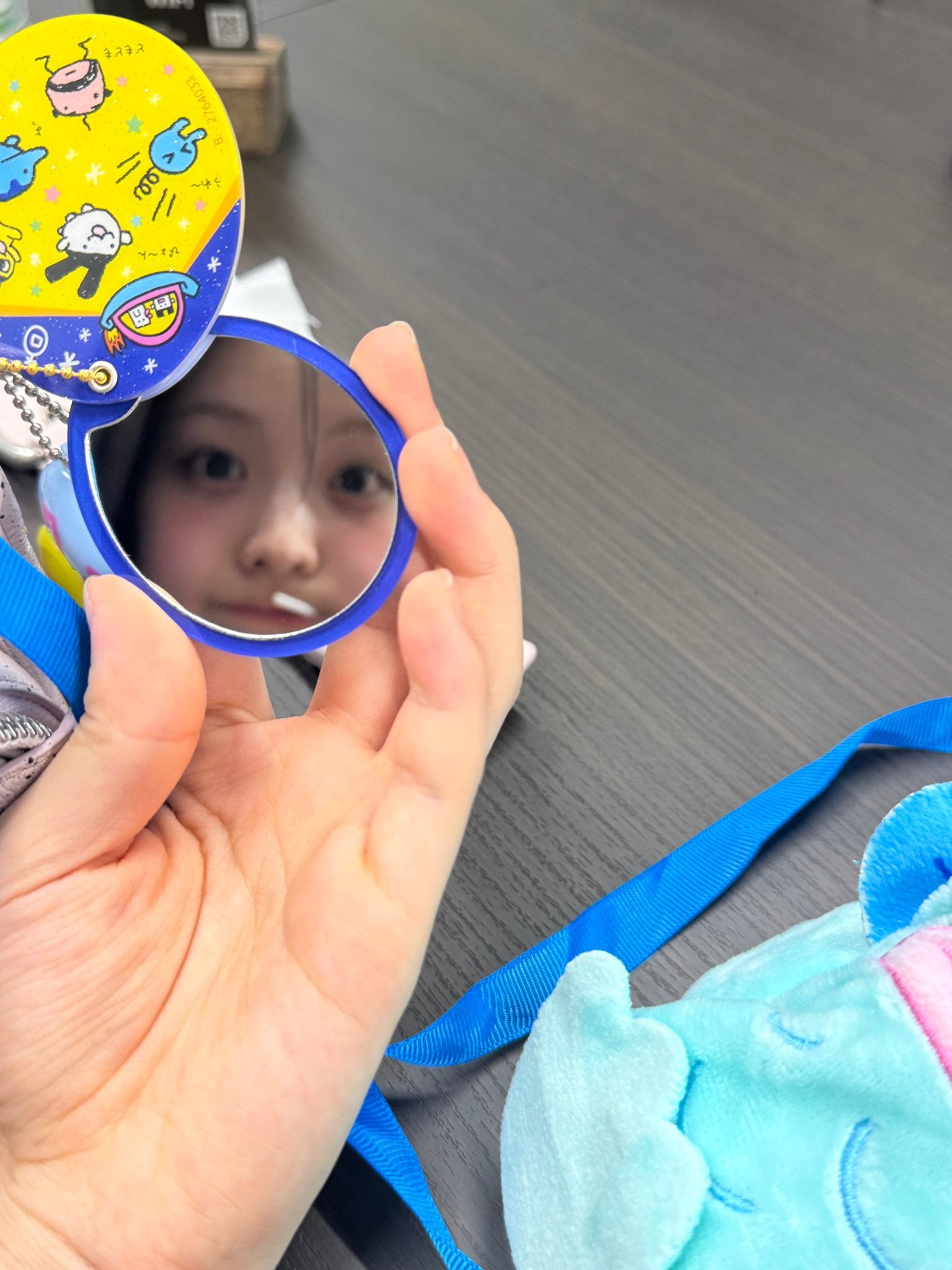 [잡담] 요즘 로하 귀엽다고 생각하는 사람한테 주고싶은 짤들 | 인스티즈
