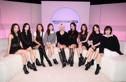 [정보/소식] '10주년' 트와이스, 어디까지 날아오를래 [IS포커스] | 인스티즈