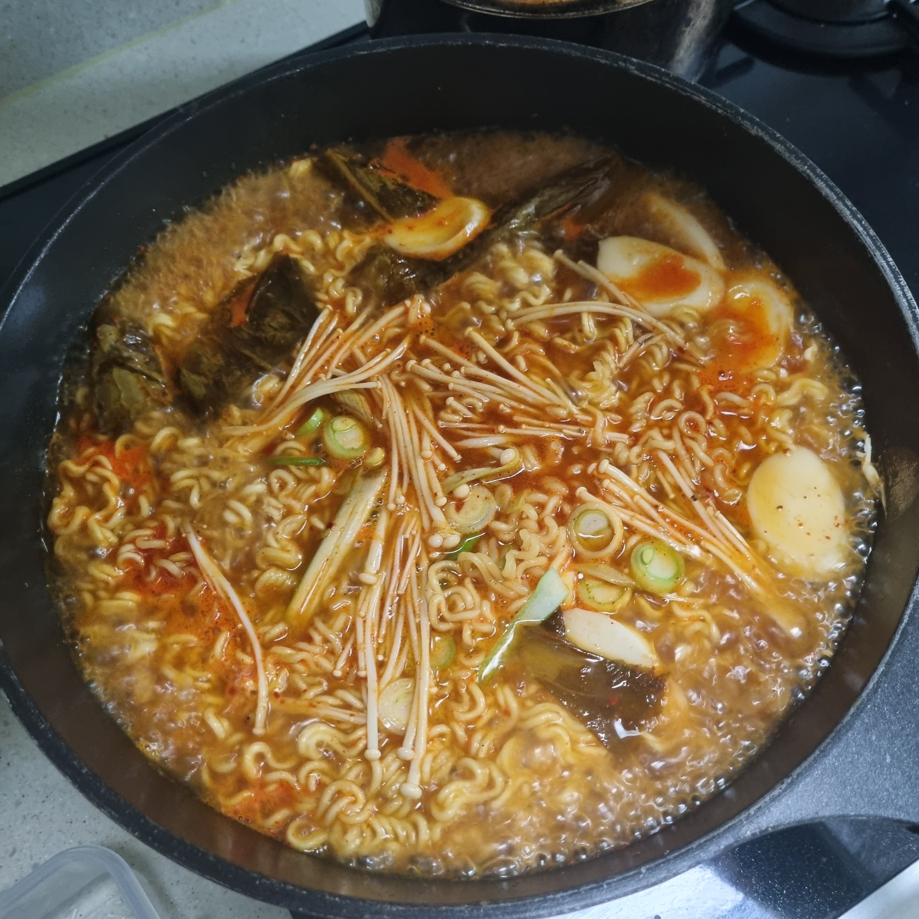 [잡담] 누가 사진 안 올리는 거 아쉬워하는 거 같아서 올리는 | 인스티즈