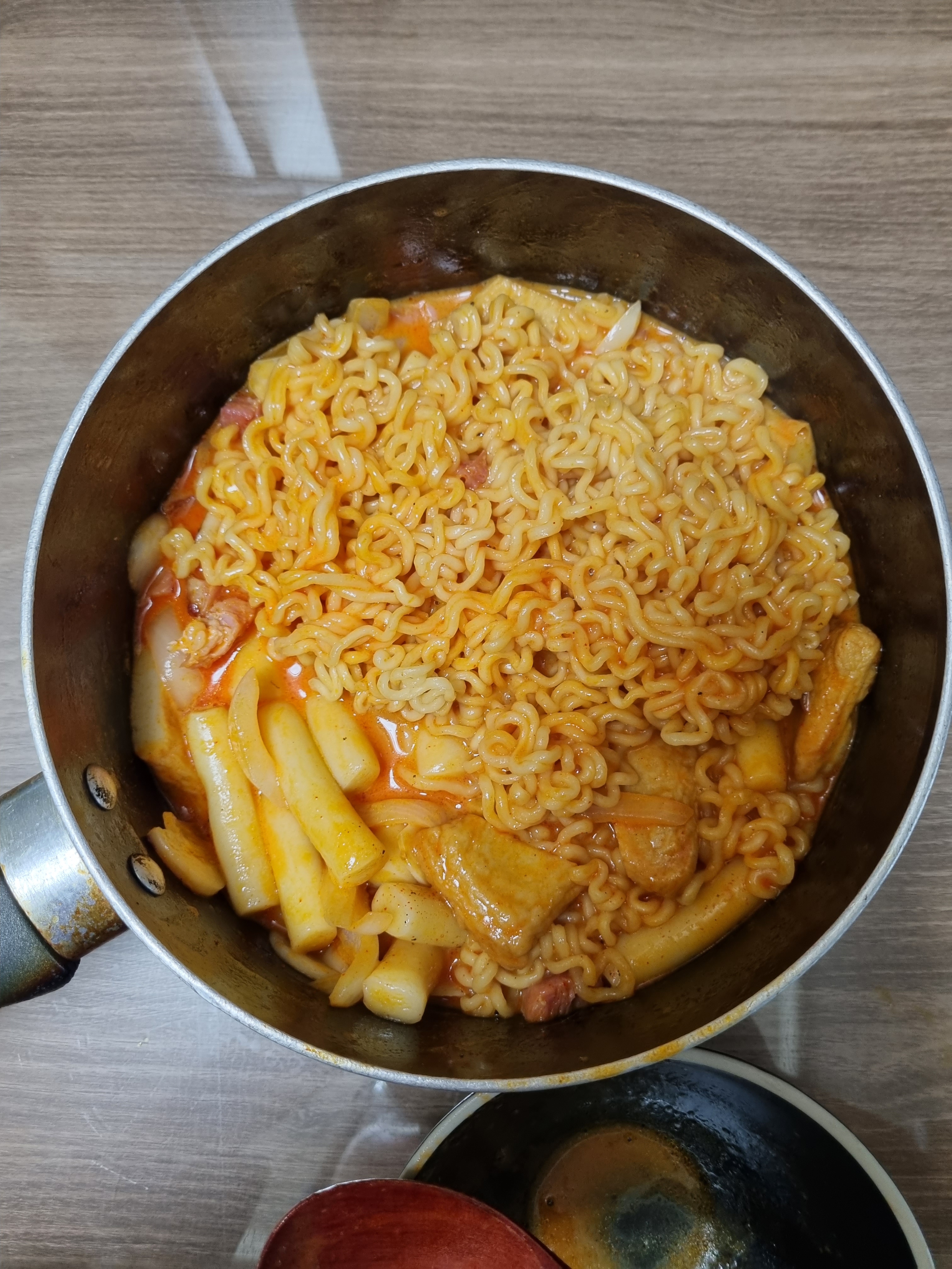 [잡담] 냐 라면 뭐 비법 없고 다 때려넣고 끓임 | 인스티즈