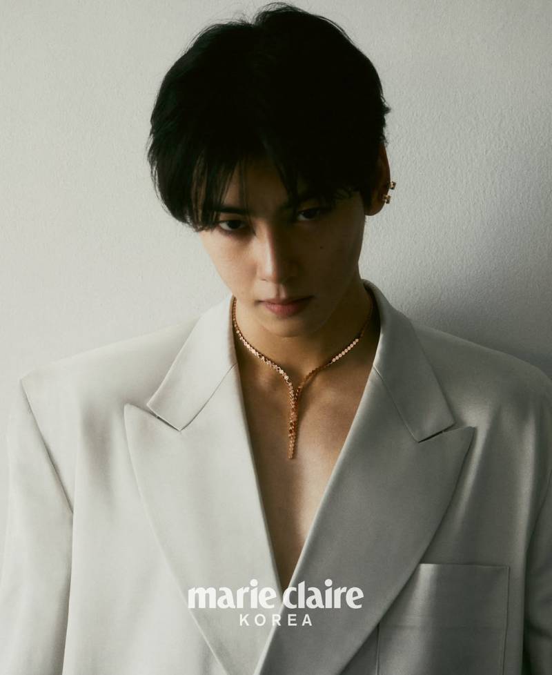 현재 𝙅𝙊𝙉𝙉𝘼 웃기다는 차은우 새 화보.JPG | 인스티즈