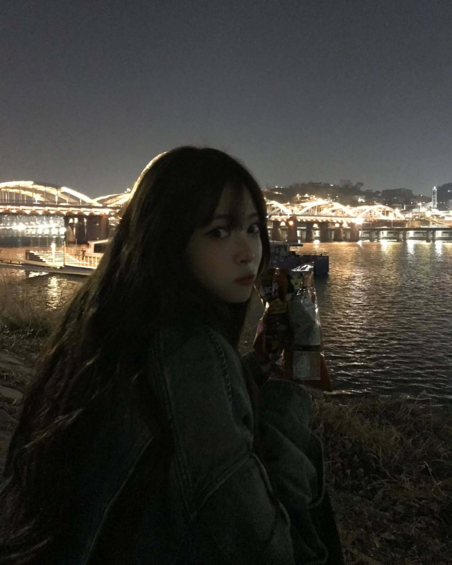 [잡담] 홍은채 이거 갤럭시야 아이폰이야?? | 인스티즈