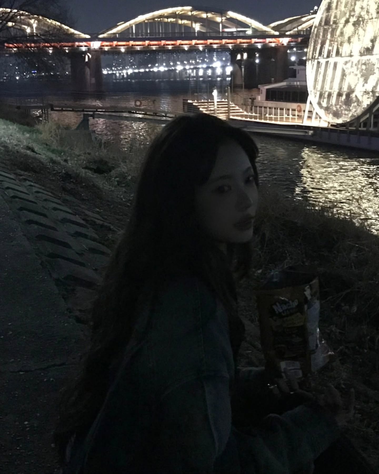 [잡담] 홍은채 이거 갤럭시야 아이폰이야?? | 인스티즈