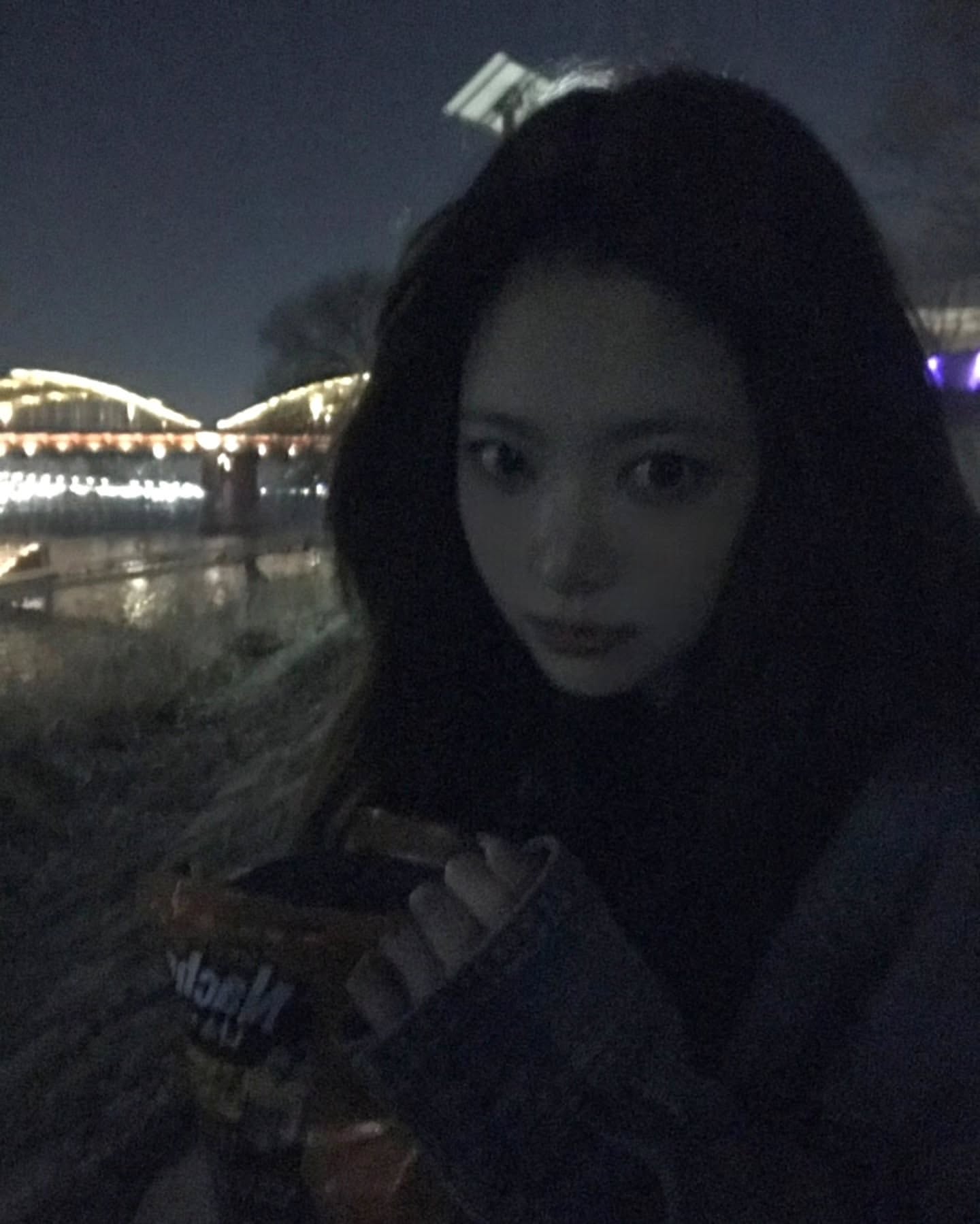 [잡담] 홍은채 이거 갤럭시야 아이폰이야?? | 인스티즈
