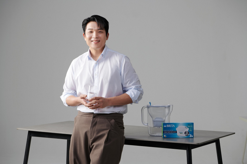 [잡담] '친환경 정수기' 브리타, '흑백요리사' 안성재 셰프 모델 발탁 | 인스티즈