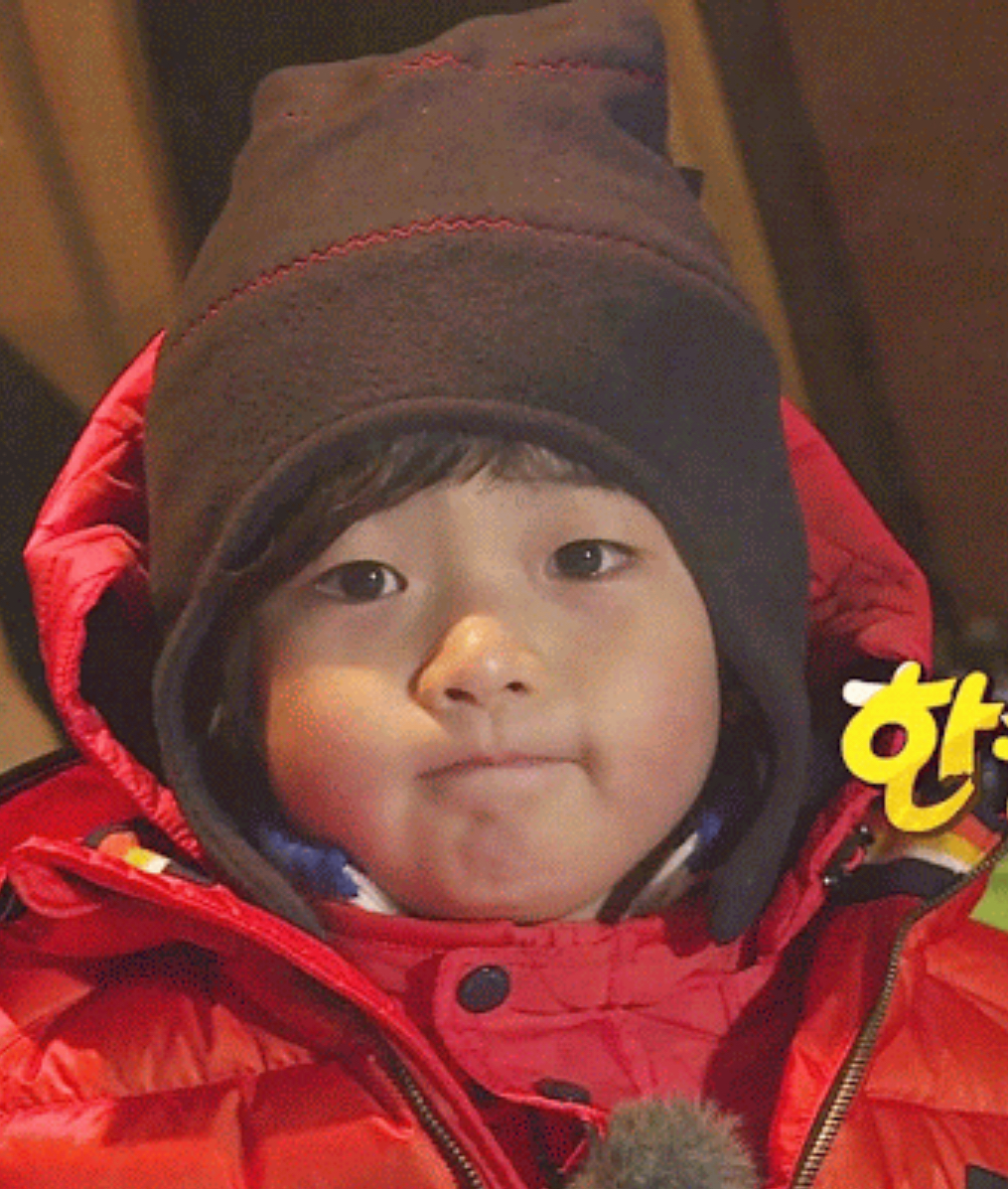 [잡담] 성동일 아들 준이 벌써 대학생이래 ... 게다가 | 인스티즈