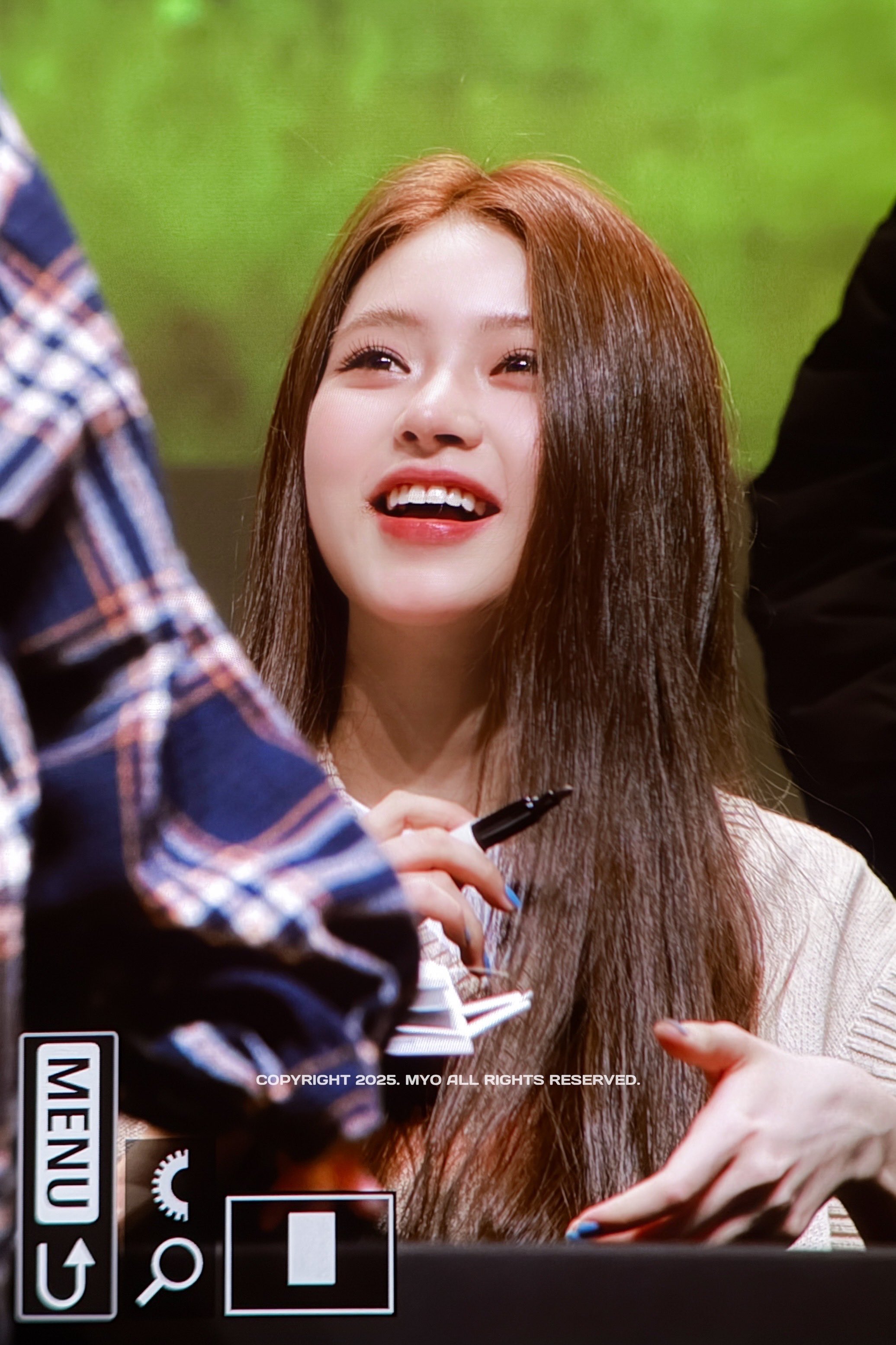 [잡담] 키키 하음이한테 너무 눈이 감 | 인스티즈
