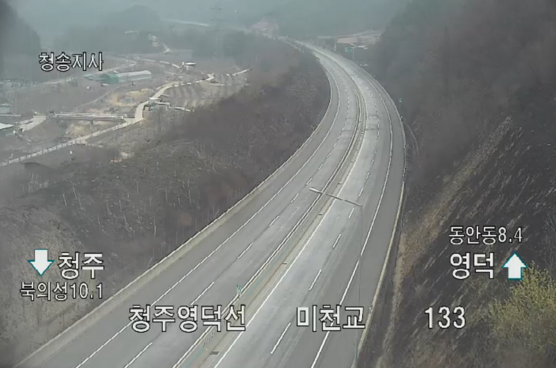 [잡담] 나 cctv 보는중인데 이거 불 때문에 이렇게 시커멓게 된거야...? | 인스티즈