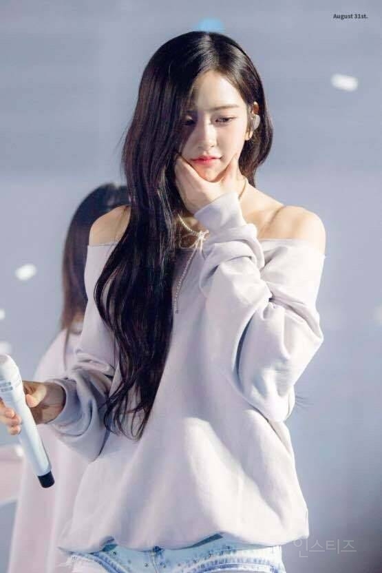 풍성한 머리숱으로 헤어모델이 된 여돌 .jpgif | 인스티즈