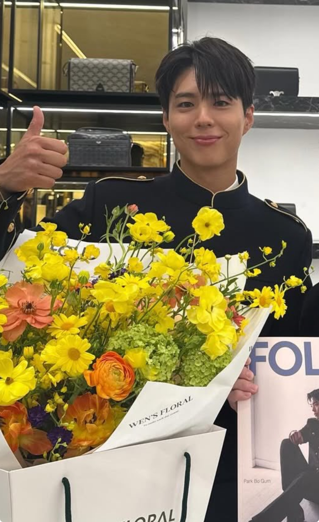 [잡담] 와 박보검 입헌군주제 생각도 안해봤는데 오늘부터 기도 들어감 | 인스티즈