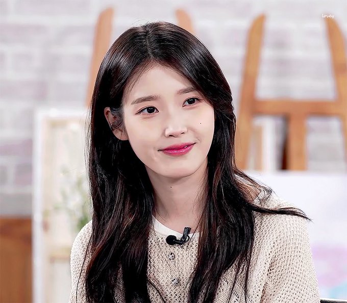 [잡담] 아이유 × 변우석 최근모습 너무 잘어울려😍 | 인스티즈