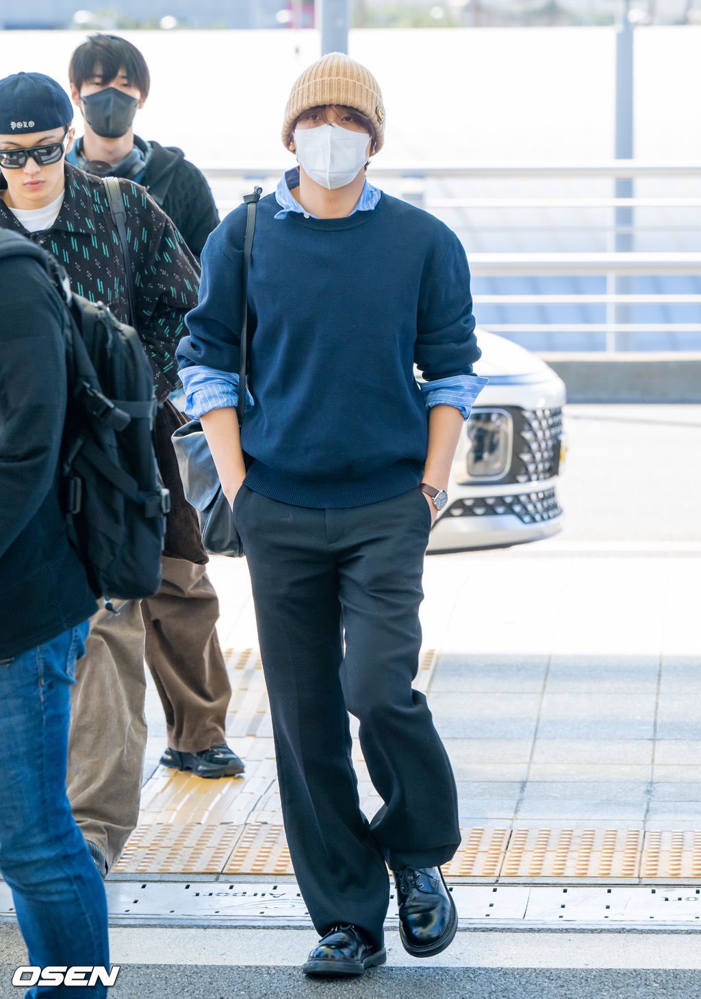 [잡담] 해찬이 오늘 공항 착장 사진 보이는 족족 저장 중... | 인스티즈