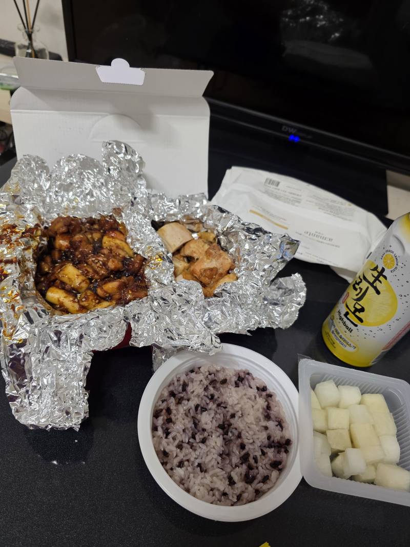 [잡담] 나 지코바 처음 먹어봐 완전 맛있당!! | 인스티즈