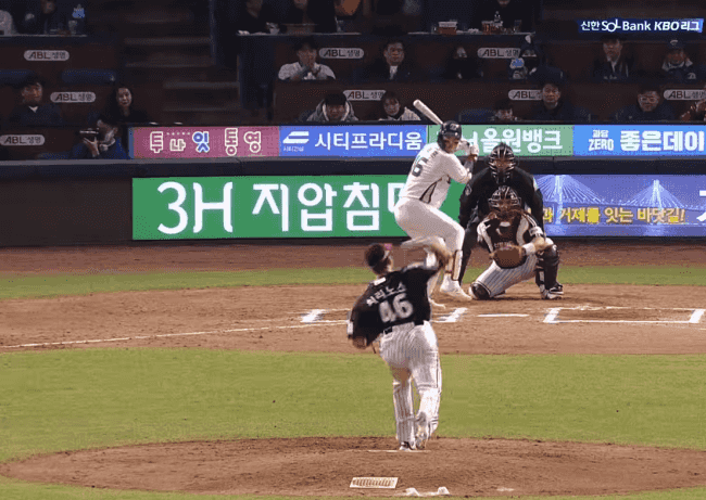 [잡담] 엘지 이번 2연전 키스톤 호수비 모음 | 인스티즈