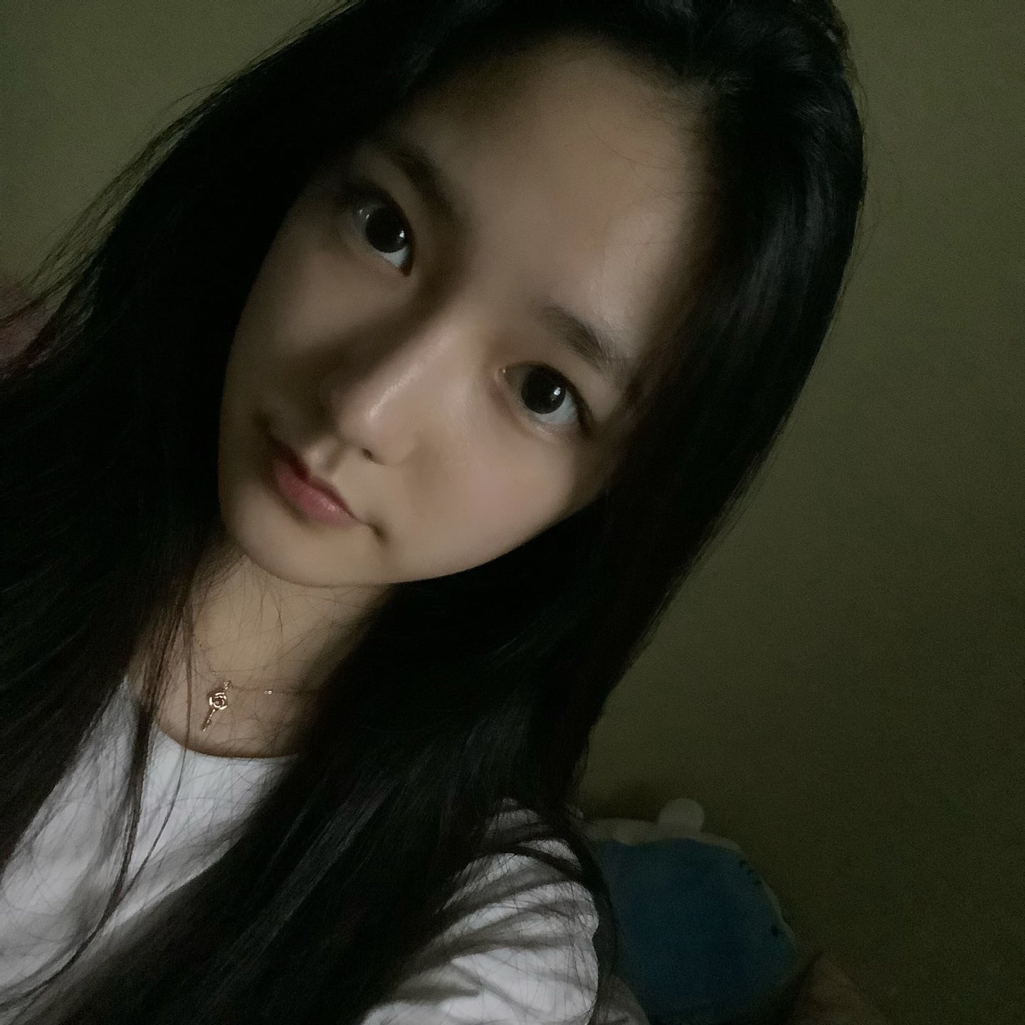 [잡담] 지유..과거사진 헠 이렇게 이쁜거 사기 | 인스티즈