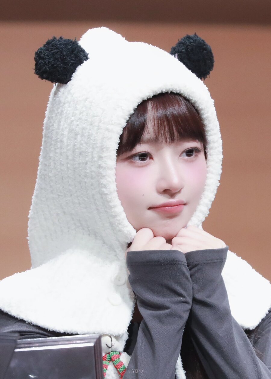 [잡담] 레이의 귀여움은 그냥 보법이 다름 | 인스티즈