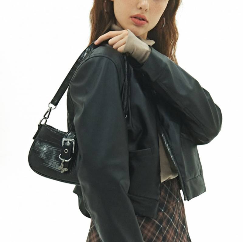 [잡담] 동생이랑 이걸로 1년째 토론중인데 글올려서 다수결로 하기로함 다들 들어와줘 ㅠ | 인스티즈