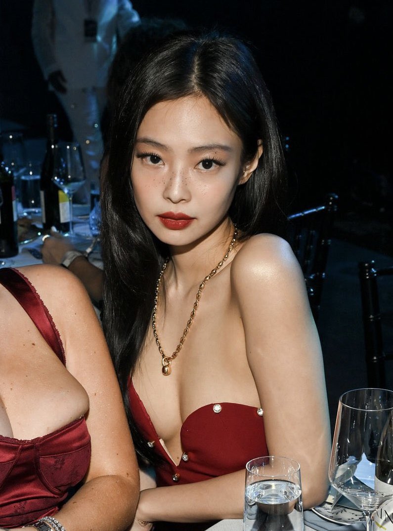 [잡담] 제니 쏘 핫걸이잔아 🥵 | 인스티즈