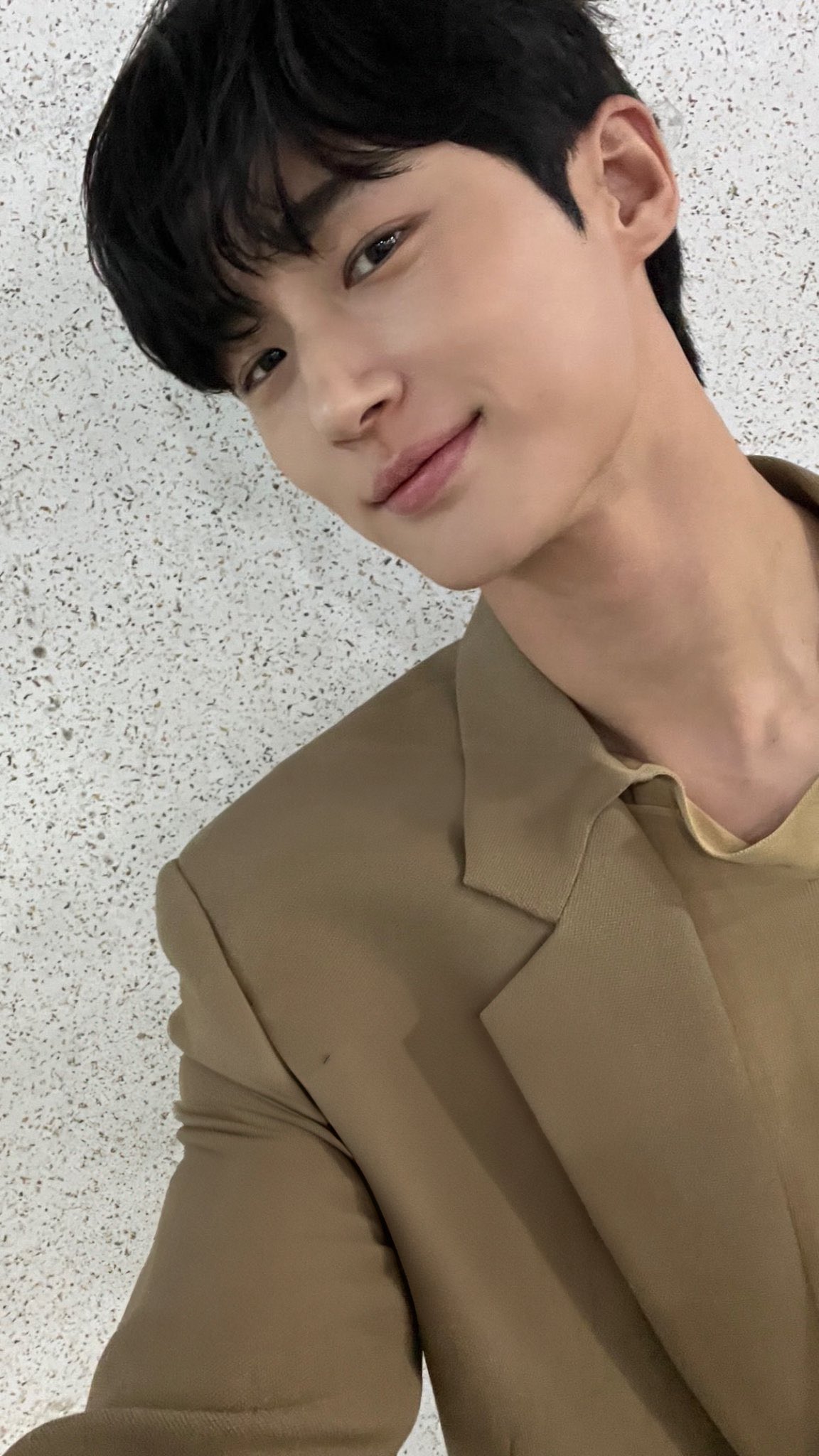 [잡담] 변우석 보면 왜 이렇게 설레지?ㅋㅋㅋ | 인스티즈