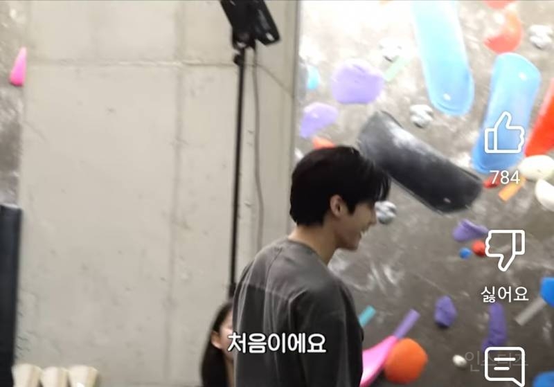 근육으로 클라이밍하는데 이게되네.jpg | 인스티즈